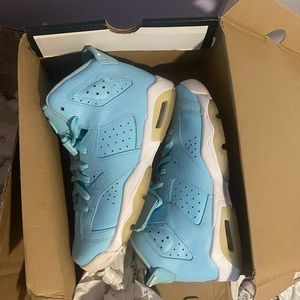 RARE Air Jordan Retro 6 GGS still blue/white with box 7youth 8womens 6mens